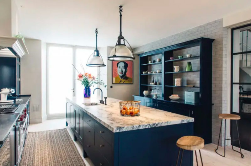 open shelving kitchen
