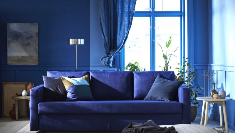 pantone classic blue