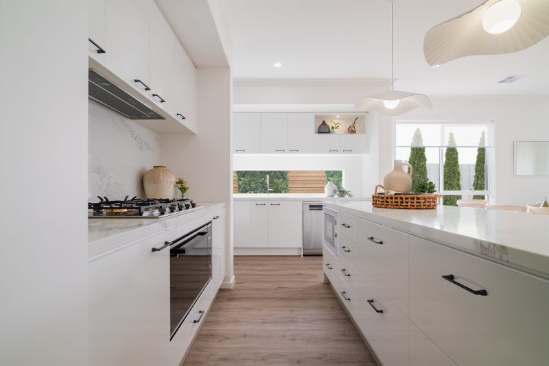 Lexton 287, kitchen display